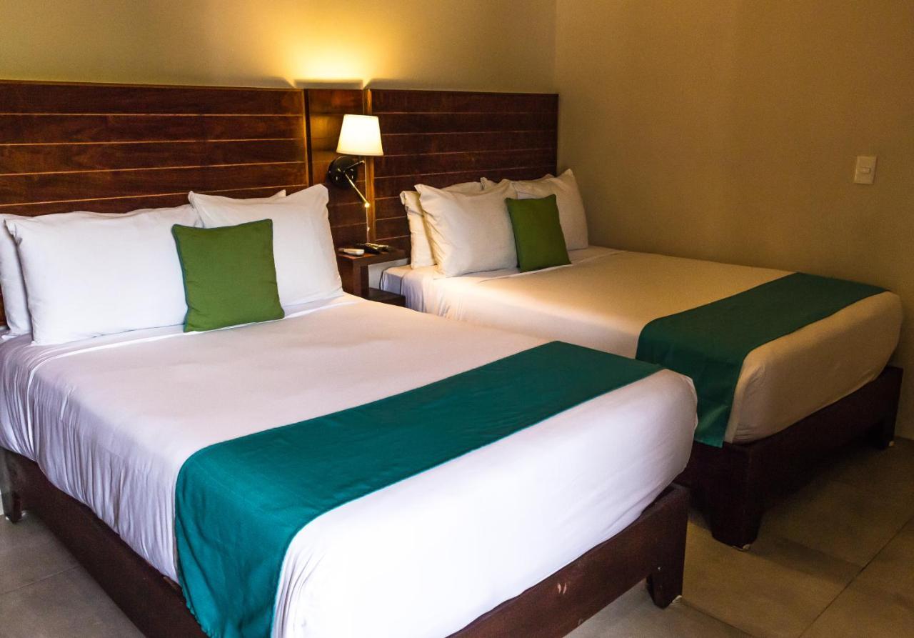 Aquastar Hotel & Apartments Mahahual Kültér fotó