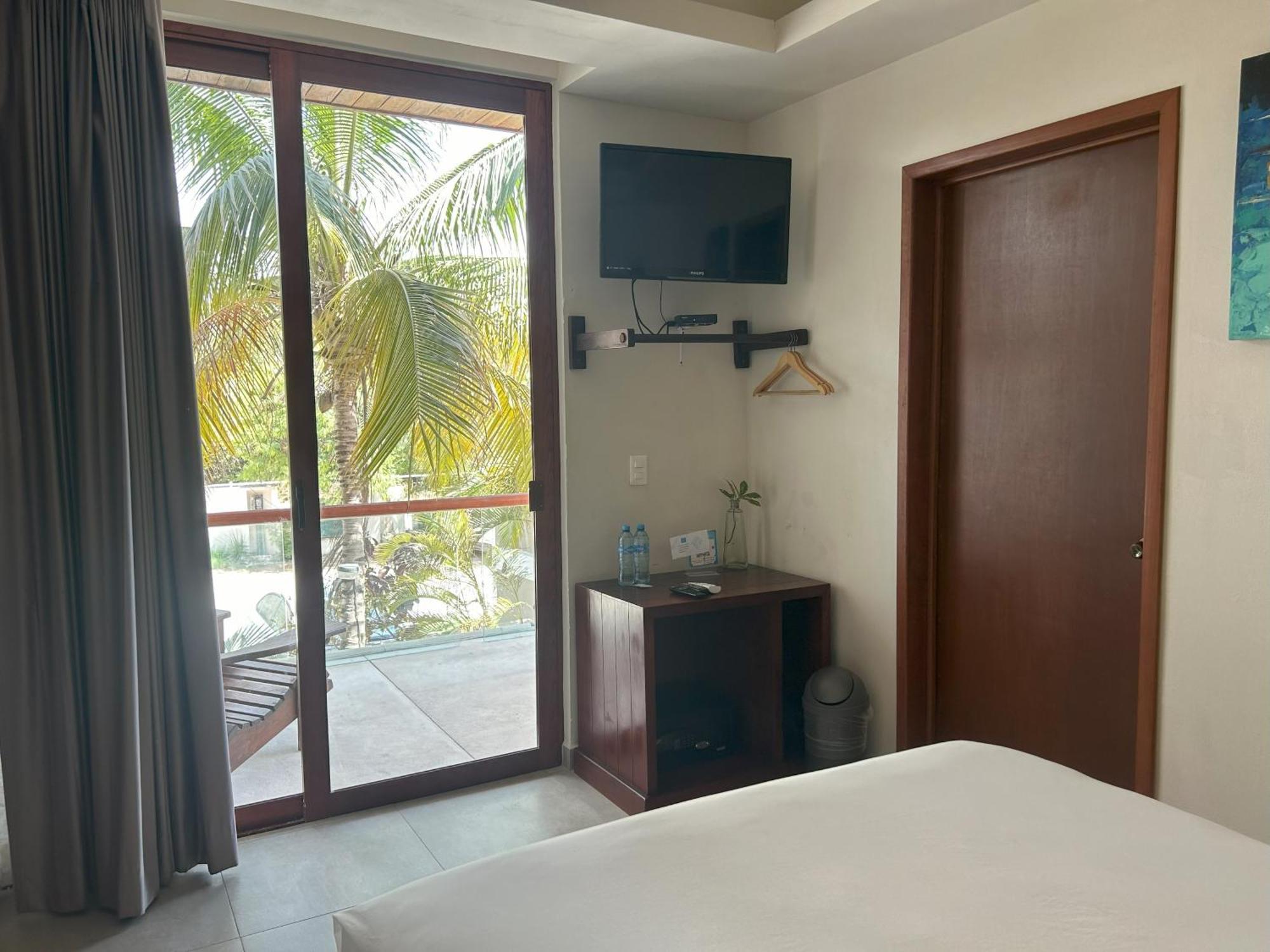 Aquastar Hotel & Apartments Mahahual Kültér fotó