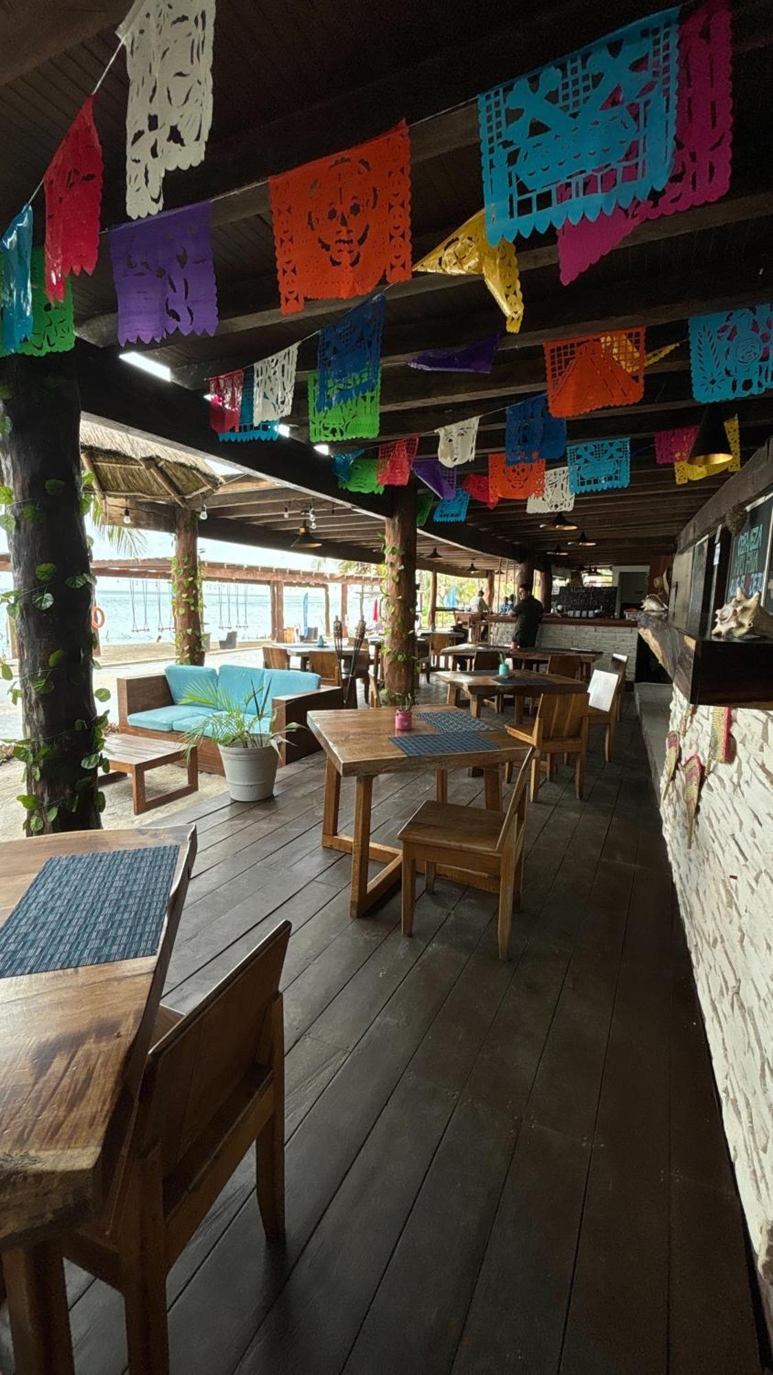 Aquastar Hotel & Apartments Mahahual Kültér fotó